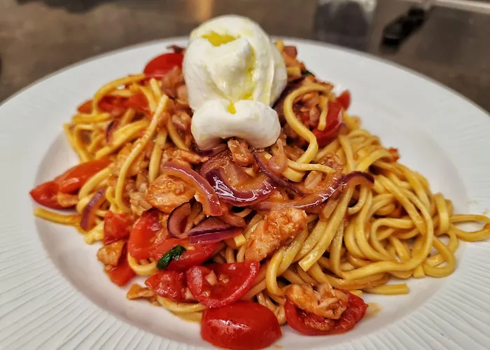 America 3* Λοκάρνο