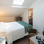 America Hotel 3*