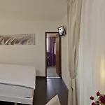 America 3*